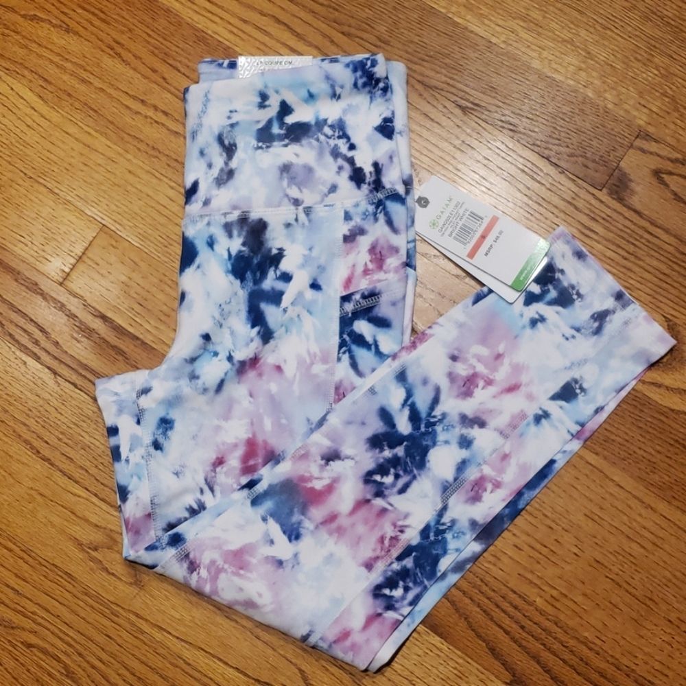 Gaiam High Rise Capri - Picture 7 of 7